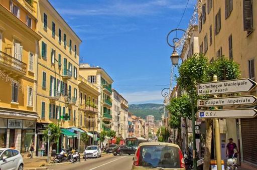 Centre ville Ajaccio très bel appartement de charme tout équipé Exterior foto